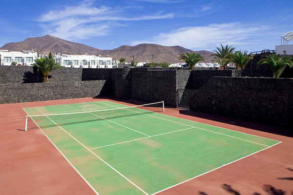 Tennis court