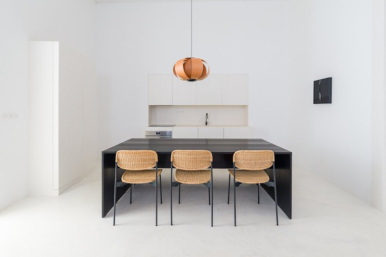 Kitchen-dining area in La Antigua Vivienda