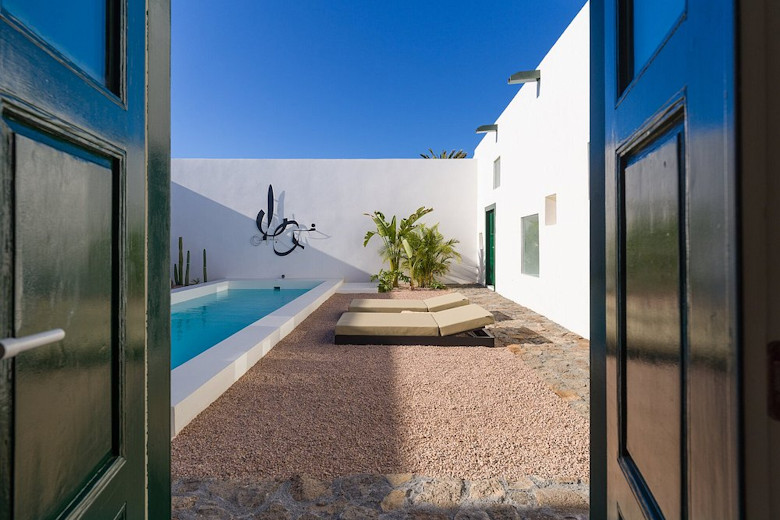 Patio doors from La Antigua Vivienda's living room