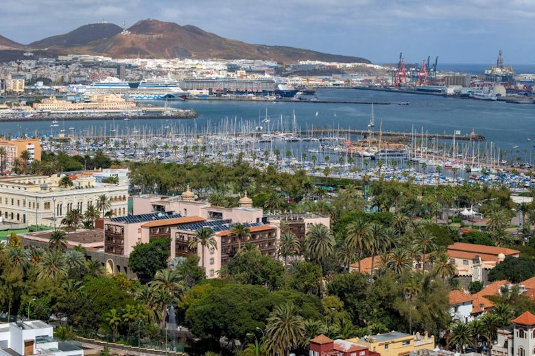 Aerial view of the hotel and park