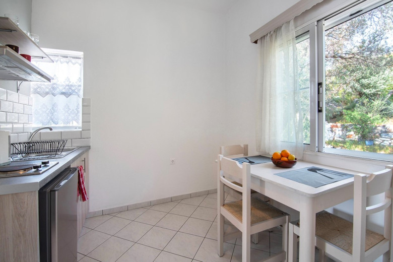 Kitchenette and dining area in an Apartment