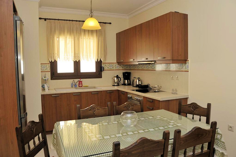 Kitchen and dining area in Poseidon