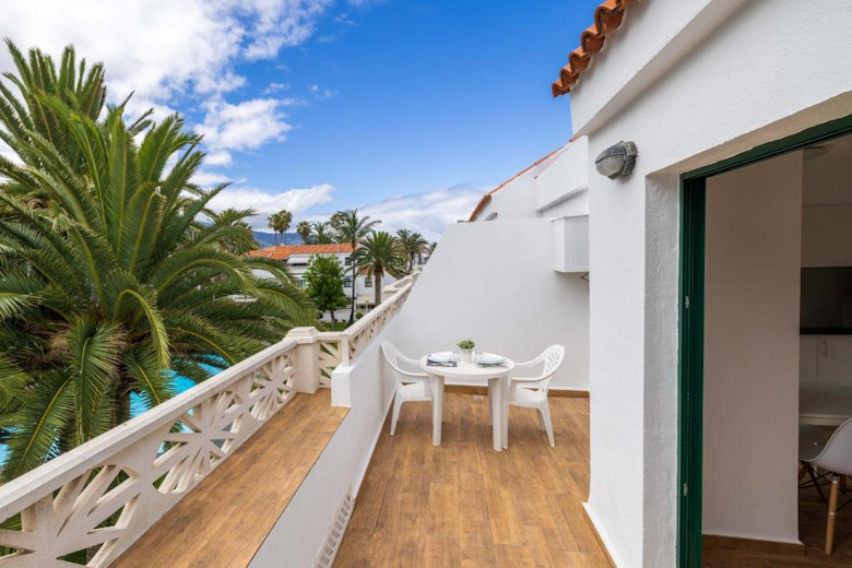 Terrace of a 1-bedroom Apartment