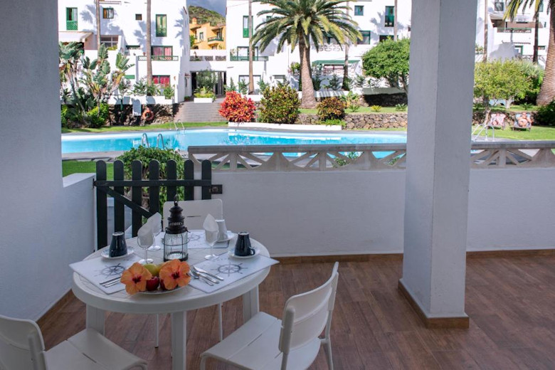 Terrace of a ground-floor apartment